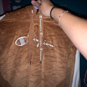 cropped champion hoodie